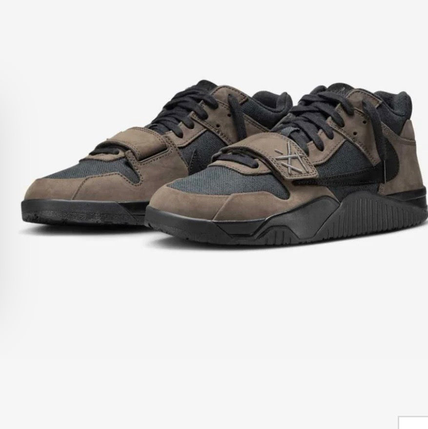 AIR JORDAN