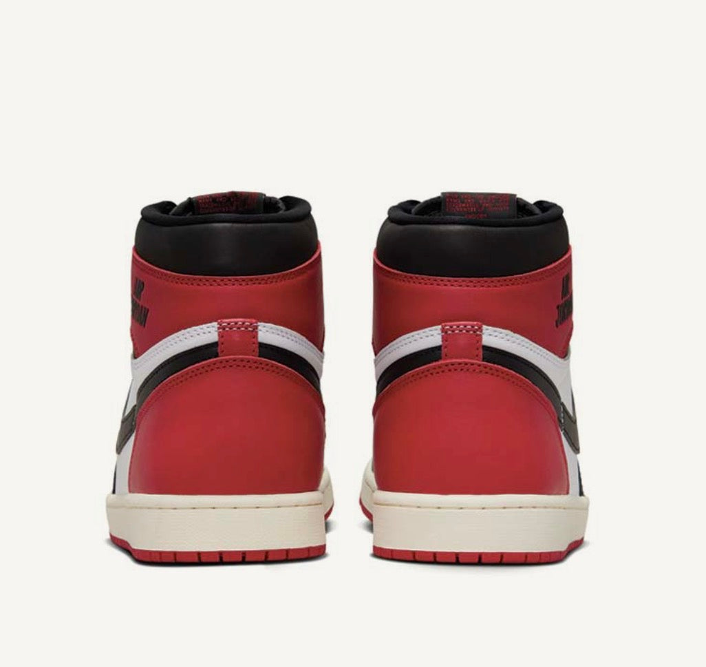 AIR JORDAN 1 RETRO HIGH OG "BLACK TOE"